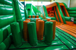 Chalon-sur-Saône. Au parc Nouelle, huit structures gonflables font la joie  des enfants